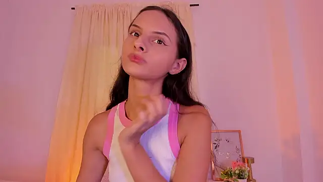 Snapshot of ninaht chatting on 03/18/26, 08:56 ninaht online show from 03/18/26, 08:56