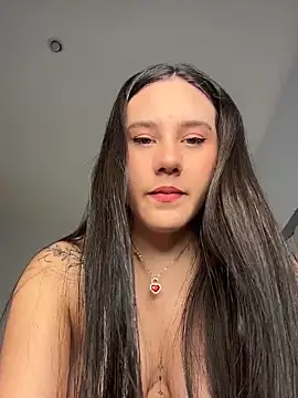  ISABELLA HOT  online show from 05/02/26, 12:32