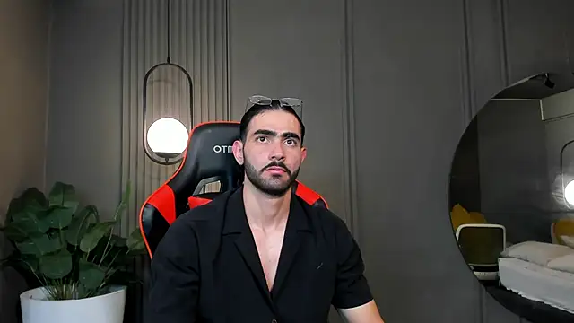 Austin bolt online show from 01/15/25, 03:11