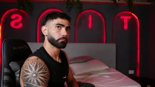 Austin bolt online show from 11/03/25, 02:13