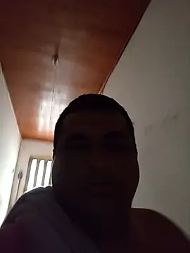 Snapshot of Pipuloc chatting on 06/08/26, 08:53 Pipuloc online show from 06/08/26, 08:53