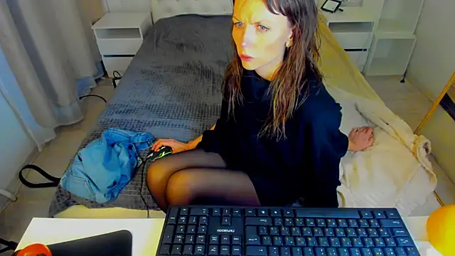 Elizabe th online show from 01/22/25, 12:48