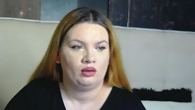 MelanieBrownn online show from 01/12/26, 07:02