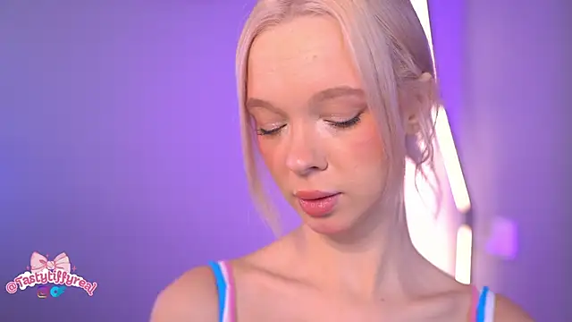  AlinaBailey online show from 05/11/26, 08:20