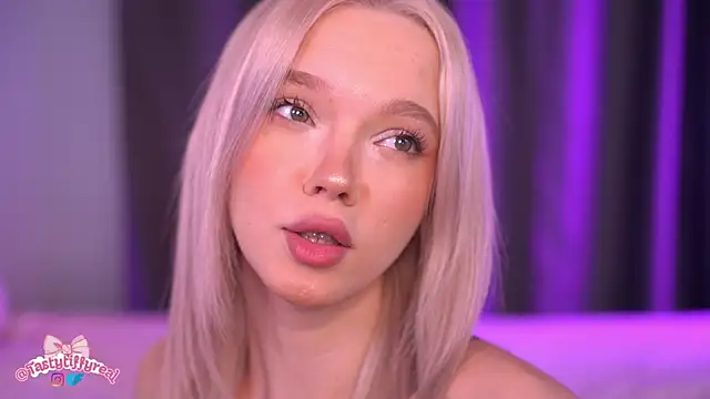  AlinaBailey online show from 05/12/26, 08:11