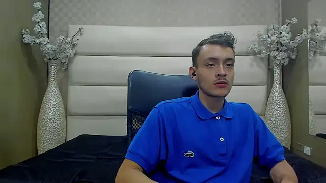 Desmon Clark online show from 03/09/25, 04:27