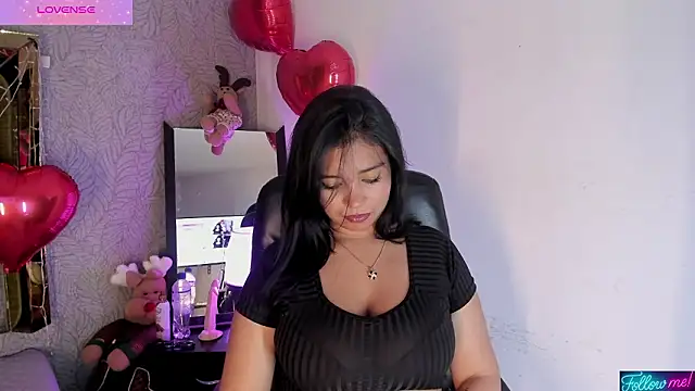 Snapshot of Candys_victoria chatting on 02/20/26, 06:59 Candys victoria online show from 02/20/26, 06:59