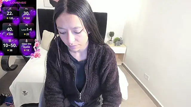 Scarlett  bell online show from 03/15/25, 12:34