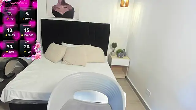 Scarlett  bell online show from 03/19/25, 01:07