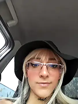 Dani pegin online show from 01/31/25, 04:06