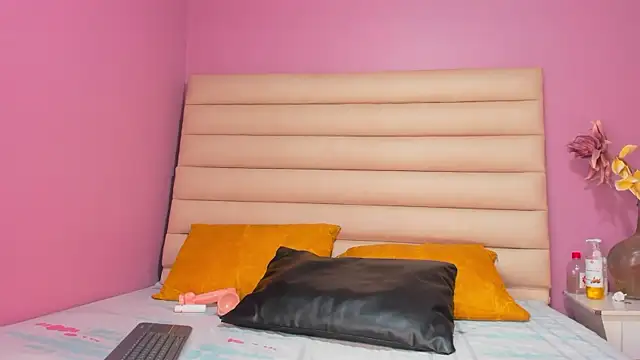 ZaritaLenon online show from 09/10/25, 09:04