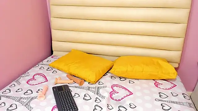 ZaritaLenon online show from 09/30/25, 08:47