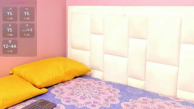 ZaritaLenon online show from 10/04/25, 08:40