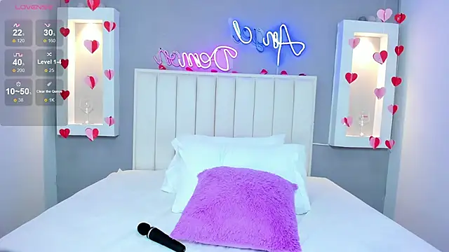 HannaPaola online show from 02/20/25, 10:48