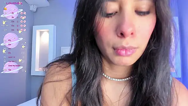 HannaPaola online show from 09/25/25, 10:35