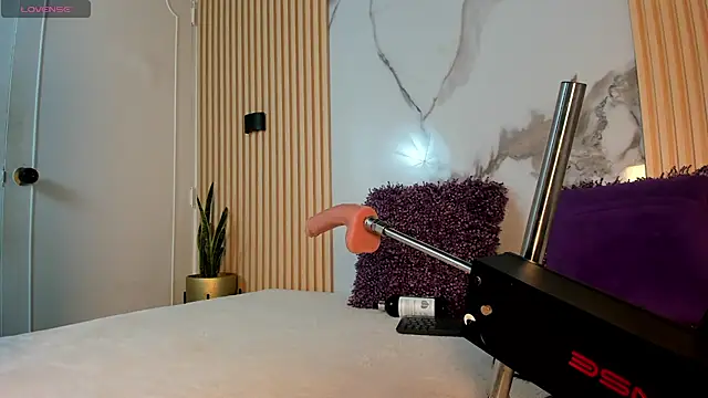 valentina lux online show from 02/08/25, 02:58