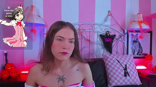 Liah Grey8 online show from 10/31/25, 09:27