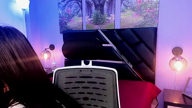 Snapshot of KimberlyVillaLobos chatting on 02/19/25, 11:38 KimberlyVillaLobos online show from 02/19/25, 11:38