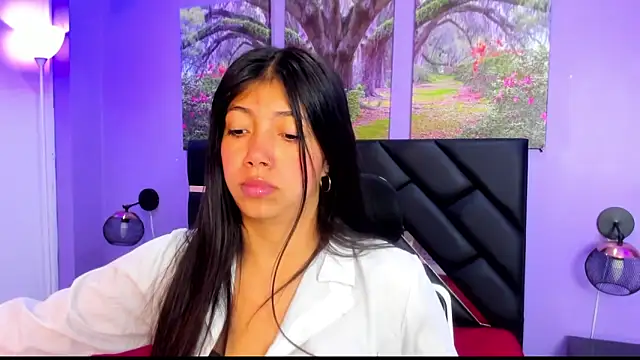 Snapshot of KimberlyVillaLobos chatting on 09/16/25, 11:55 KimberlyVillaLobos online show from 09/16/25, 11:55