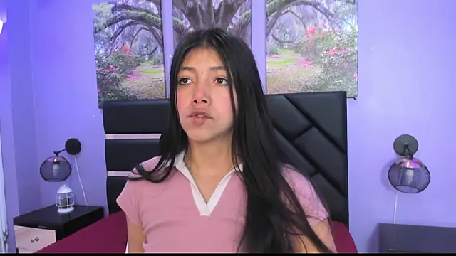 Snapshot of KimberlyVillaLobos chatting on 09/24/25, 11:35 KimberlyVillaLobos online show from 09/24/25, 11:35