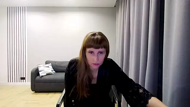 Daniella Lorente online show from 12/10/24, 12:28