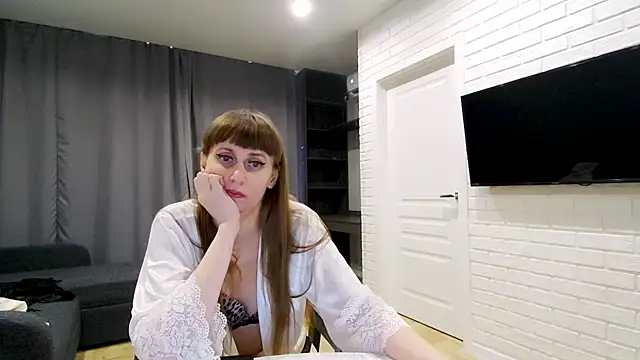 Daniella Lorente online show from 04/28/26, 02:27