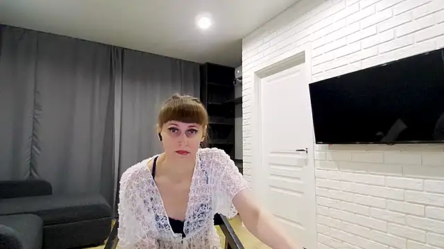 Daniella Lorente online show from 05/02/26, 09:09