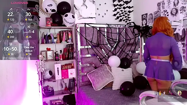 AliceWalker 11 online show from 10/24/25, 08:16