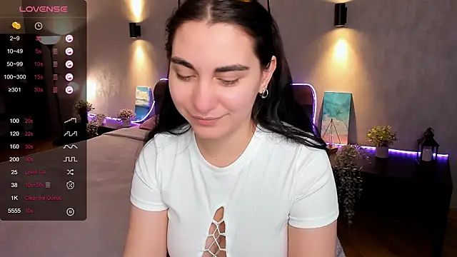 hannacheekss  online show from 02/04/25, 05:10