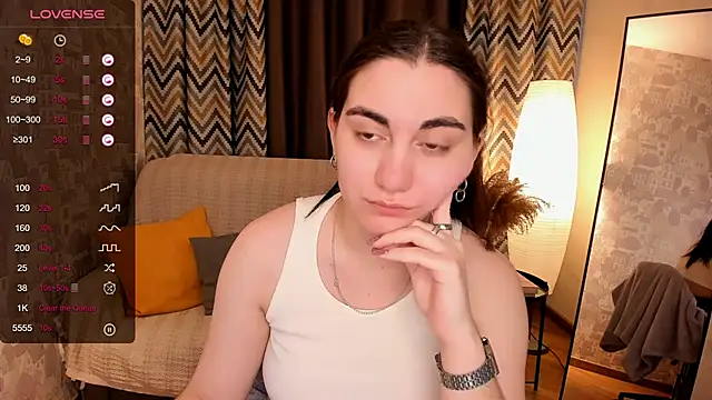 hannacheekss  online show from 02/14/25, 07:59