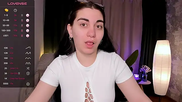 hannacheekss  online show from 02/19/25, 02:01