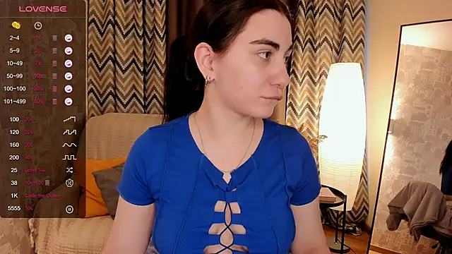 hannacheekss  online show from 02/21/25, 08:40