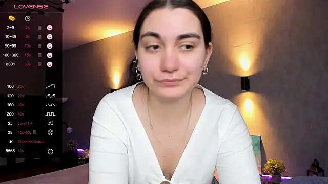 hannacheekss  online show from 03/17/25, 05:01