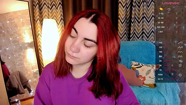 hannacheekss  online show from 12/04/25, 02:10