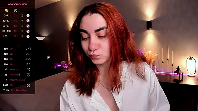 hannacheekss  online show from 06/08/26, 02:01
