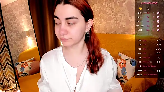 hannacheekss  online show from 06/09/26, 02:01