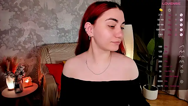 hannacheekss  online show from 06/22/26, 03:25
