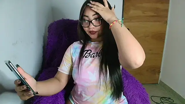 Snapshot of Dailyn_Adams chatting on 03/06/25, 06:19 Dailyn Adams online show from 03/06/25, 06:19