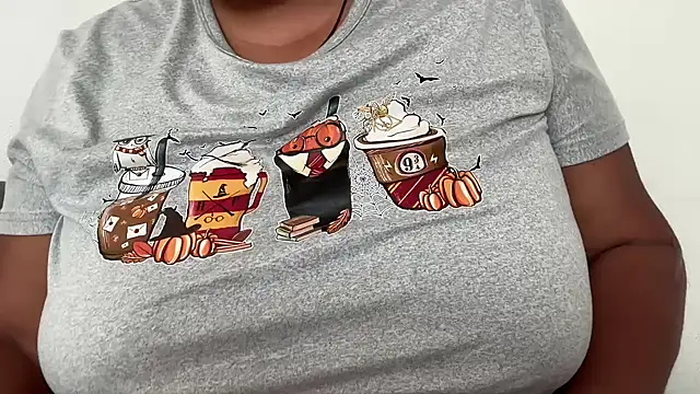 Snapshot of MashaCL chatting on 10/09/25, 09:40 MashaCL online show from 10/09/25, 09:40