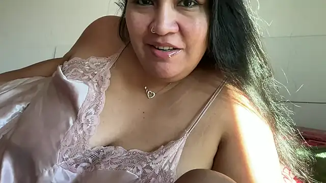 Snapshot of MashaCL chatting on 01/11/26, 09:14 MashaCL online show from 01/11/26, 09:14