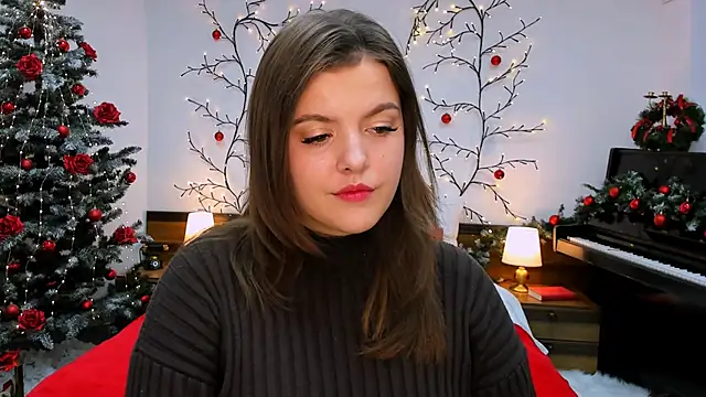 Snapshot of showmeparadise chatting on 12/14/24, 03:15 showmeparadise online show from 12/14/24, 03:15