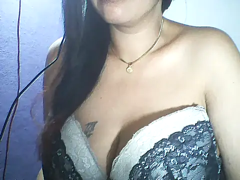 layanah12 online show from 05/14/26, 07:31