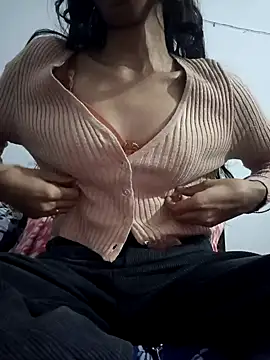 Snapshot of pikubaby chatting on 12/28/24, 05:46 pikubaby online show from 12/28/24, 05:46