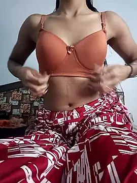 Snapshot of pikubaby chatting on 12/31/24, 07:07 pikubaby online show from 12/31/24, 07:07