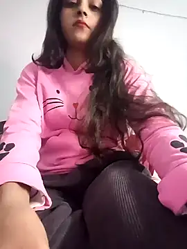 Snapshot of pikubaby chatting on 01/01/25, 07:32 pikubaby online show from 01/01/25, 07:32