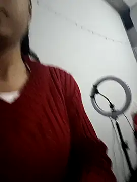 Snapshot of pikubaby chatting on 01/14/25, 06:28 pikubaby online show from 01/14/25, 06:28