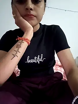 Snapshot of pikubaby chatting on 02/16/25, 06:43 pikubaby online show from 02/16/25, 06:43