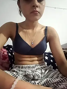 Snapshot of pikubaby chatting on 03/11/25, 10:09 pikubaby online show from 03/11/25, 10:09