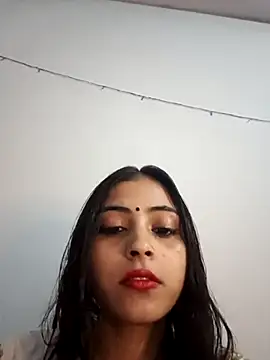 Snapshot of pikubaby chatting on 03/18/25, 06:37 pikubaby online show from 03/18/25, 06:37