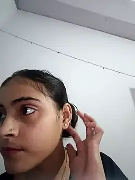 Snapshot of pikubaby chatting on 09/13/25, 07:24 pikubaby online show from 09/13/25, 07:24